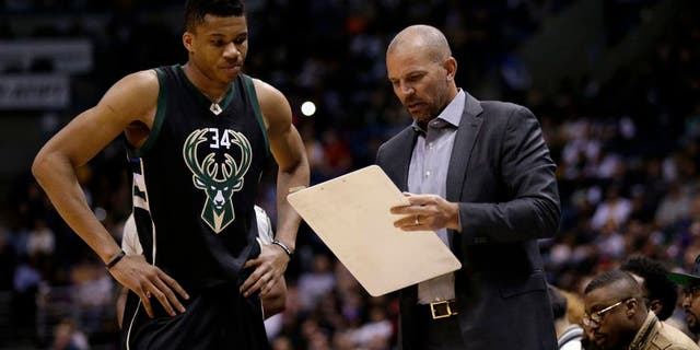 MILWAUKEE, WI - FEBRUARY 22: Head Coach Jason Kidd of the Milwaukee Bucks talks to Giannis Antetokounmpo #34 on the sidelines during the game against the Los Angeles Lakers at BMO Harris Bradley Center on February 22, 2016 in Milwaukee, Wisconsin. NOTE TO USER: User expressly acknowledges and agrees that, by downloading and or using this photograph, User is consenting to the terms and conditions of the Getty Images License Agreement. (Photo by Mike McGinnis/Getty Images)