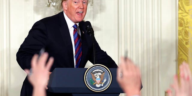 00010db6-President Trump