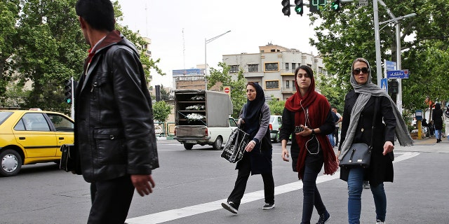 Iran hijab 3