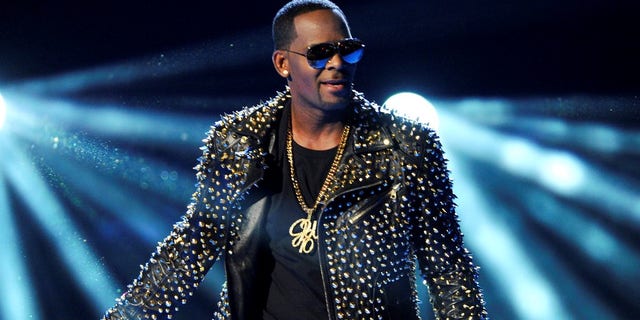 Kelly sings about his troubles and battles in a new 19-minute song, addressing sexual abuse claims against him that remerged and put a screeching halt on his career. The song, “I Admit ,” was posted to Soundcloud on Monday.