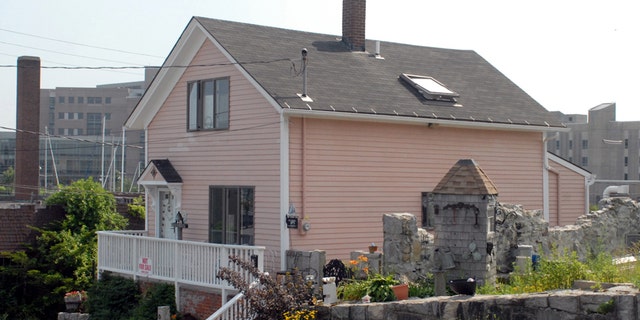 Eminent Domain: Kelo v. City of New London and a Pink House | Fox News