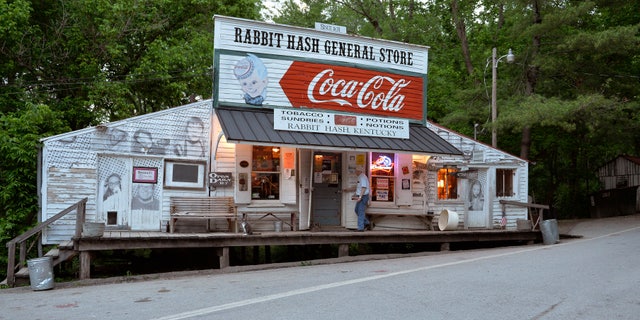 The Rabbit Hash General Store in 2014.