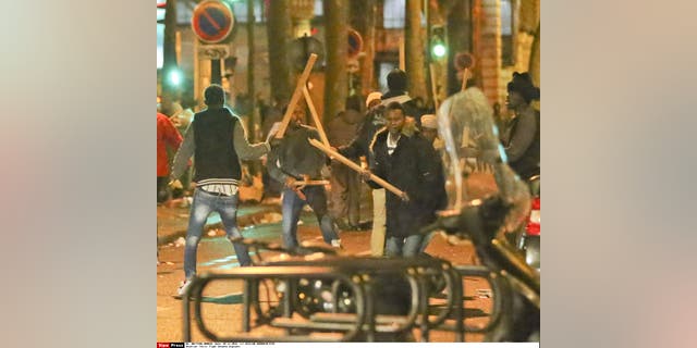 Fight between migrants in Paris in the district of Stalingrad
Paris-France-02/11/2016 (Sipa via AP Images)