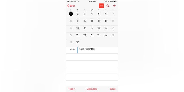 Easter Sunday is missing from iCal in iOS 11.2.5 for some users.
