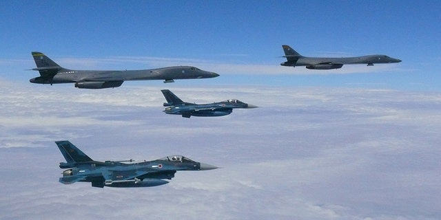 B1B_Lancer2