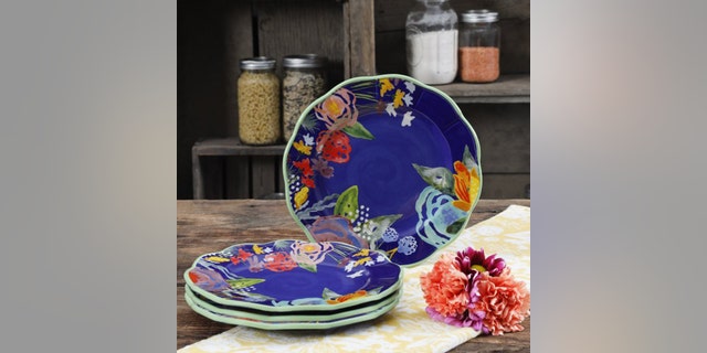 Celia Blue 8.75-Inch Salad Plates