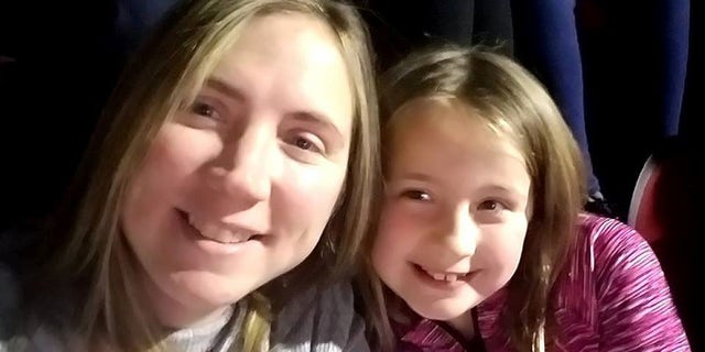 Amy Marie Sharp poses for a selfie, with her daughter Adrianna Marie Sharp at an unspecified location, in this picture uploaded to Facebook on December 3, 2017. Amy Sharp via REUTERS ATTENTION EDITORS - THIS IMAGE WAS PROVIDED BY A THIRD PARTY. NO RESALES. NO ARCHIVES. MANDATORY CREDIT: AMY SHARP - RC11D07A92B0