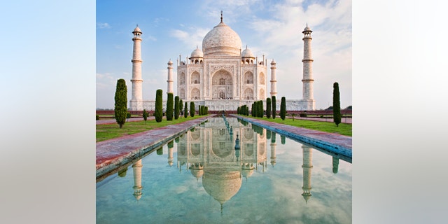Taj Mahal in sunrise light, Agra, India