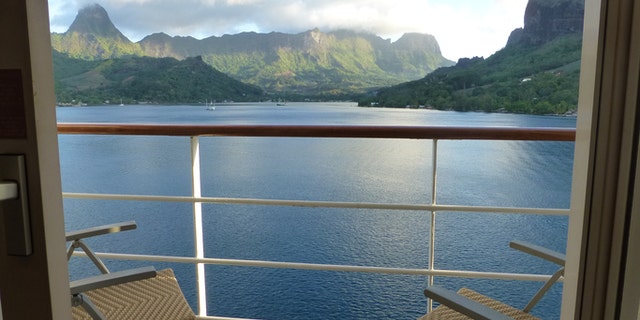 Review these tips before booking a cruise ship balcony room.