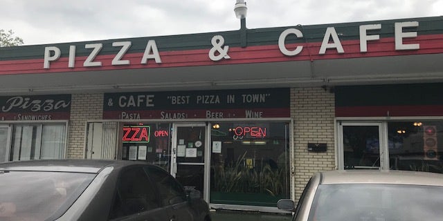 Former President George H.W. Bush and Barbara Bush were regulars at this Houston pizzeria for more than two decades.
