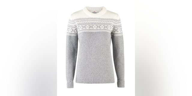 Ovik Scandinavian Sweater