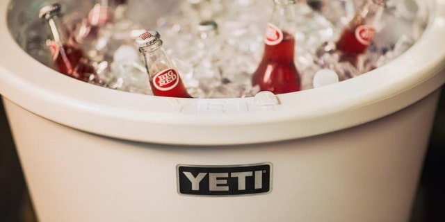 (YETI)