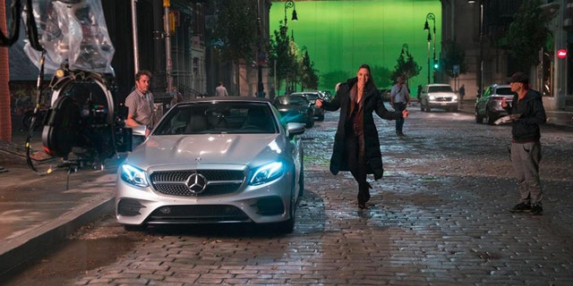 Batman Gets Stunning Mercedes In Next Month S Justice League And Wonder Woman Goes Topless