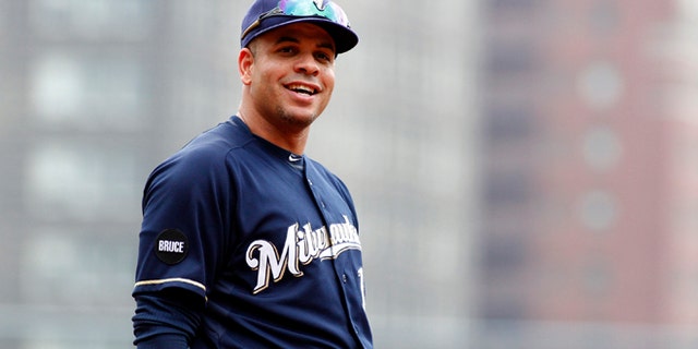 PITTSBURGH, PA - SEPTEMBER 21: Aramis Ramirez #16 of the Milwaukee Brewers looks on during the game against the Pittsburgh Pirates at PNC Park on September 21, 2014 in Pittsburgh, Pennsylvania. (Photo by Justin K. Aller/Getty Images)