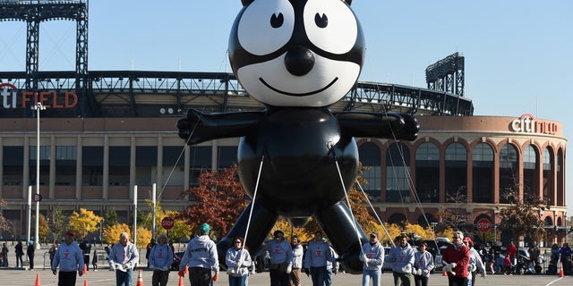 Felix the Cat was one of the parade's first cartoon floats.