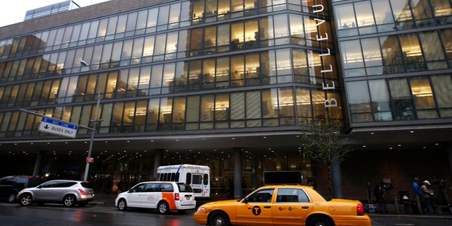 An exterior view of Bellevue Hospital in New York City, October 23, 2014. A physician with Doctors without Borders (MSF) who returned from West Africa recently and developed potential symptoms is being tested for Ebola at the hospital, health officials said on Thursday, setting off fresh fears about the spread of the virus. REUTERS/Mike Segar (UNITED STATES - Tags: HEALTH DISASTER) - RTR4BDYU