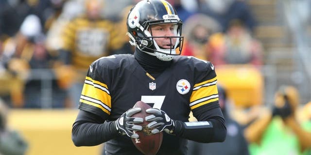 Jan 8, 2017; Pittsburgh, PA, USA; Pittsburgh Steelers quarterback Ben Roethlisberger (7) looks to pass the ball during the first half in the AFC Wild Card playoff football game against the Miami Dolphins at Heinz Field. Mandatory Credit: Charles LeClaire-USA TODAY Sports
