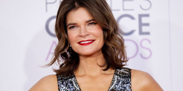 Actress Betsy Brandt arrives at the People's Choice Awards 2016 in Los Angeles, California January 6, 2016.