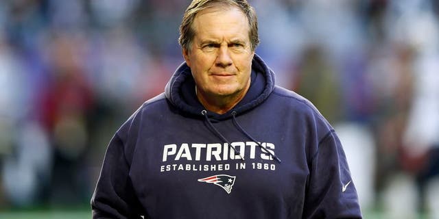 GLENDALE, AZ - FEBRUARY 01: Head coach Bill Belichick of the New England Patriots looks on prior to Super Bowl XLIX against the Seattle Seahawks at University of Phoenix Stadium on February 1, 2015 in Glendale, Arizona. (Photo by Kevin C. Cox/Getty Images)