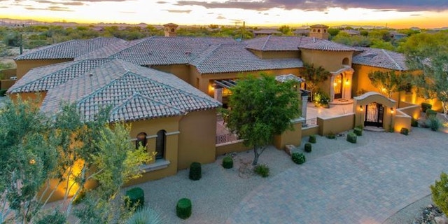billy-butler-house-scottsdale-1