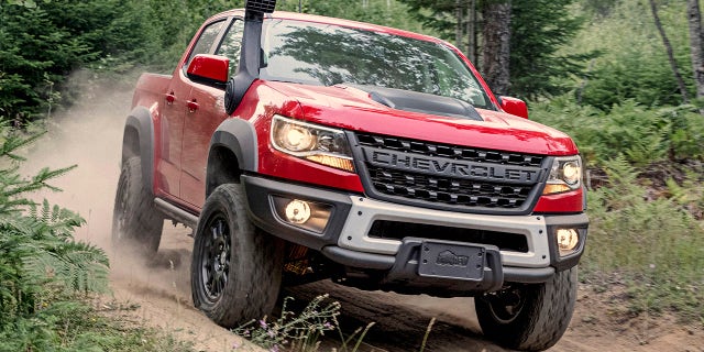 An exclusive, flow-through âCHEVROLETâ lettered grille replaces the traditional bow-tie on Bisonâs front end.