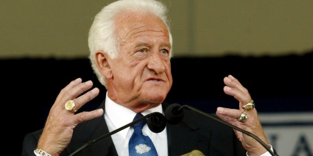 Bob Uecker had to undergo surgery following the poisonous bite.