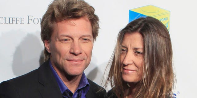 Jon Bon Jovi and wife Dorothea Hurley eloped in 1989.