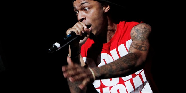 Rapper Bow Wow performs in concert during the F.A.M.E. Tour in Los Angeles, California, U.S. October 20, 2011.