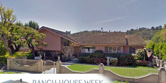 Brady Bunch house at 11222 Dilling Street