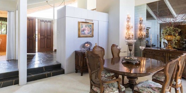 Ernie Carswell, a Douglas Elliman agent who listed the house, said he expects upwards of 500 inquiries a day.