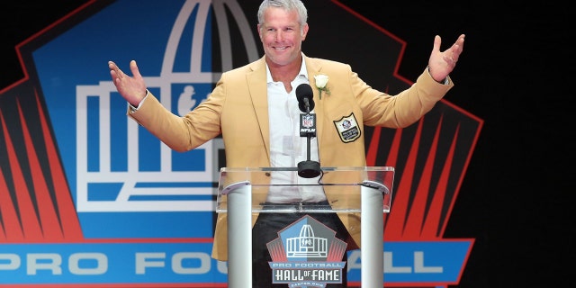 Former Green Bay Packers quarterback Brett Favre reacts during his acceptance speech during the 2016 NFL Hall of Fame enshrinement at Tom Benson Hall of Fame Stadium, August 2016.