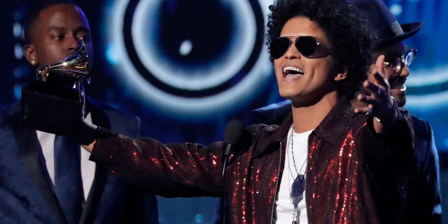 Bruno Mars sweeps the 60h Annual Grammys taking home five awards and winning top categories: Record of the Year, Song of the Year and Album of the year.