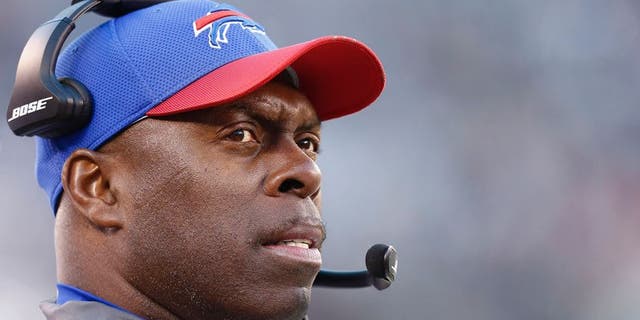 EAST RUTHERFORD, NJ - JANUARY 01: Head coach Anthony Lynn of the Buffalo Bills stands on the sidelines against the New York Jets at MetLife Stadium on January 1, 2017 in East Rutherford, New Jersey. (Photo by Jeff Zelevansky/Getty Images)