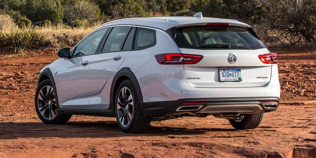2018 Buick Regal TourX
