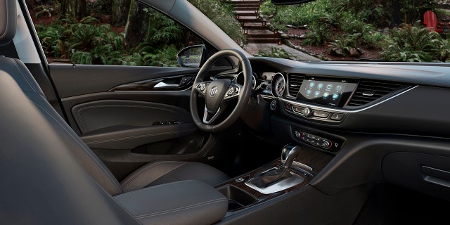 2018 Buick Regal TourX