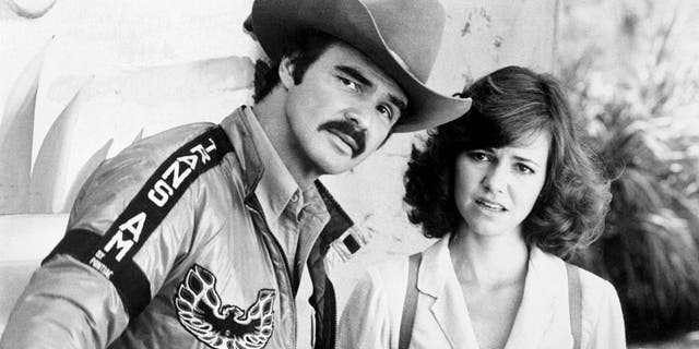 burt reynolds sally field smokey getty