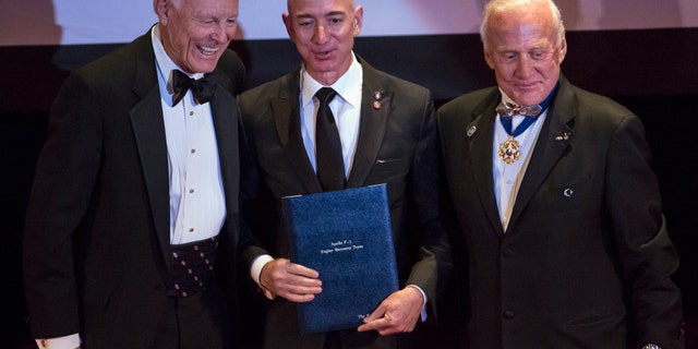 buzz aldrin