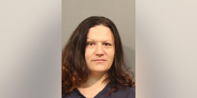 Kelly Cochran who admitted to injecting her husband with a lethal dose of heroin may have killed nine other people and served her lover’s remains at a barbecue.