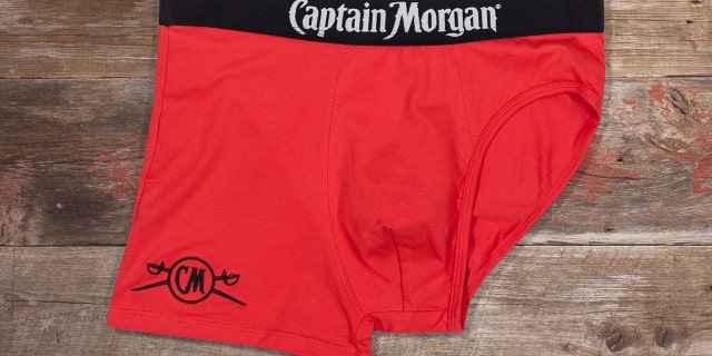 Captain Morgan postpants