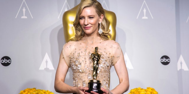Blanchett at the 2014 Academy Awards.