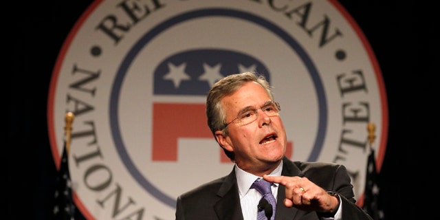Former Florida Gov. Jeb Bush delivers the keynote address at the Republican National Committee spring meeting Thursday, May 14, 2015, in Scottsdale, Ariz. Bush has yet to officially declare his intentions on whether he will join the growing number of Republican candidates for the presidential election of 2016. (AP Photo/Ross D. Franklin)