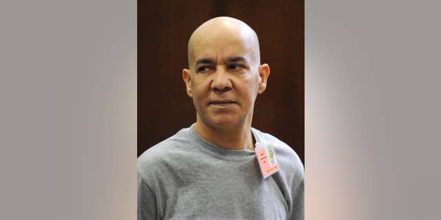 En esta imagen del 15 de noviembre de 2012, Pedro Hernandez comparece ante la corte criminal de Manhattan en Nueva York. Hernandez, condenado por el asesinato de Etan Patz, de 6 años, y quien desapareció en 1979, fue sentenciado a por lo menos 25 años en prisión por uno de los casos de niños desaparecidos más recordados de Estados Unidos. (AP Foto/Louis Lanzano, Pool, Archivo)