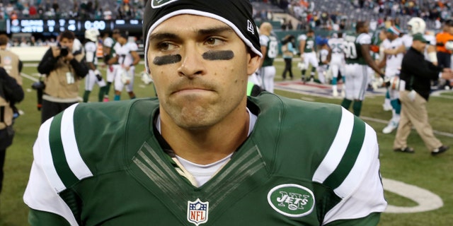 New York Jets quarterback Mark Sanchez (6) leaves the field after an NFL football game against the Miami Dolphins Sunday, Oct. 28, 2012 in East Rutherford, N.J. The Dolphins won the game 30-9. (AP Photo/John Minchillo)