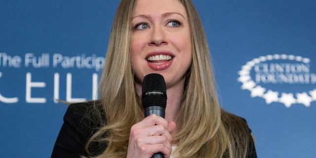 Chelsea Clinton announced she is pregnant with the first grandchild of former President Bill Clinton and former Secretary of State Hillary Clinton. (REUTERS/Andrew Kelly)