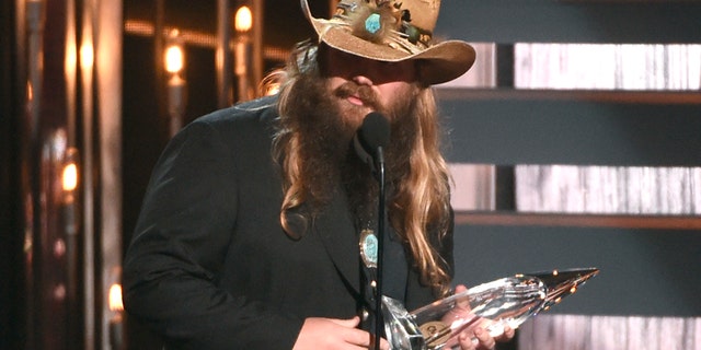 Chris Stapleton accepts the award for new artist of the year at the 49th annual CMA Awards at the Bridgestone Arena on Wednesday, Nov. 4, 2015, in Nashville, Tenn.