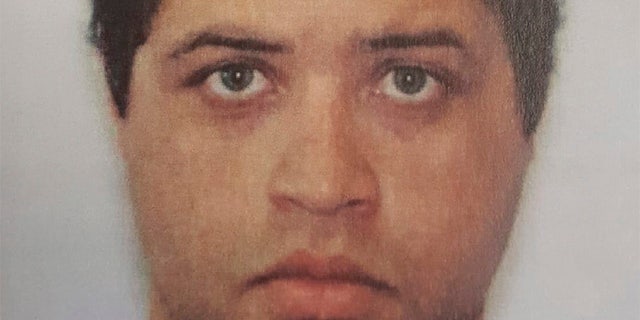 Omar Enrique Santa Perez has had a history of arrests across several states.
