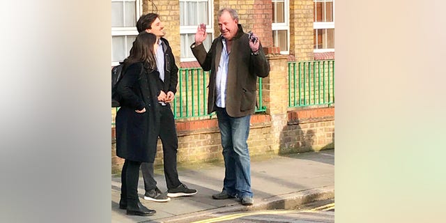 **ONLINE EMBARGO UNTIL 6PM BST APRIL 8, 2018**
Petrolhead Jeremy Clarkson ran into a bit of trouble when his SUV broke down on a London street - and had to call a recovery truck. See SWNS story SWCLARKSON. Jeremy Clarkson may once have driven to the North Pole on Top Gear but the motorhead was stranded on a London street when his SUV broke down. The presenter, 57, hopped out of his vehicle in Rotherhithe, south east London, and was forced to wait until the RAC arrived at 5.45pm. An onlooker said: âHe was standing in front of the car talking to two people on the street. âThere were two RAC attendants checking his vehicle. The engine lid was open and they were sorting it out.â