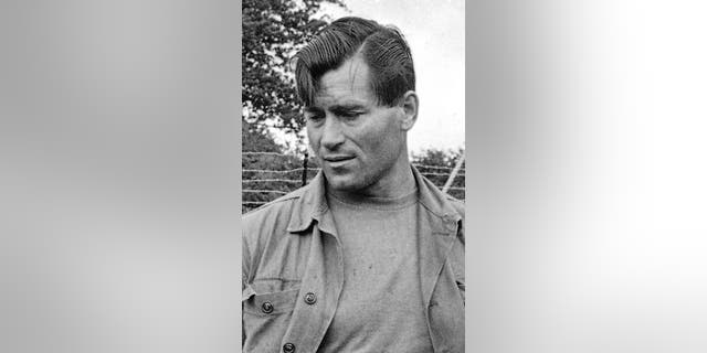 FILE - In this Aug. 5, 1966 file photo, actor Clint Walker appears on the set of "The Dirty Dozen" in Morkyate, Bedfordshire, England. Walker, who played the title character in the early TV western âCheyenne,â died Monday, May 21, 2018, of congestive heart failure at a hospital in Grass Valley, Calif. He was 91. (AP Photo, File)