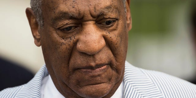 Bill Cosby llega a una audiencia en su caso de abuso sexual en el Juzgado del Condado de Montgomery, en Norristown, Pennsylvania, el martes 6 de septiembre del 2016. (AP Foto/Matt Rourke)