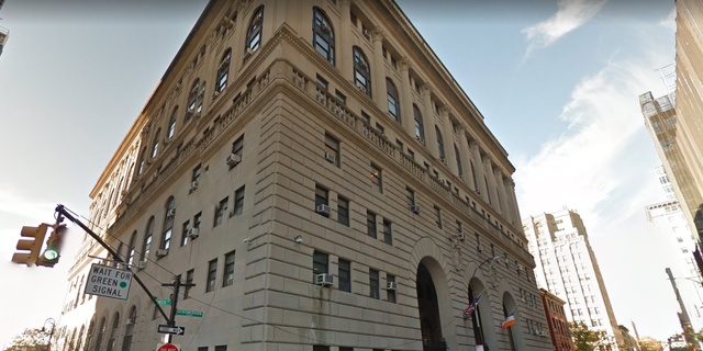 A court officer allegedly assaulted a woman at the Brooklyn Criminal Court.